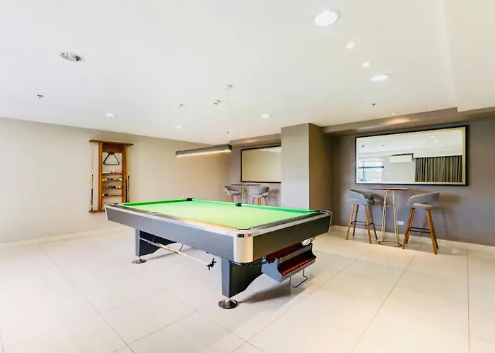 Hotel apartamentowy Retreat In The Heart Of The
